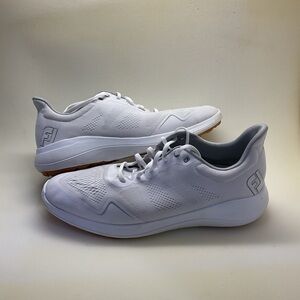 Men’s FootJoy golf shoes